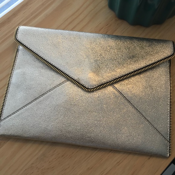 Rebecca Minkoff Handbags - NWT Leo Envelope Clutch
